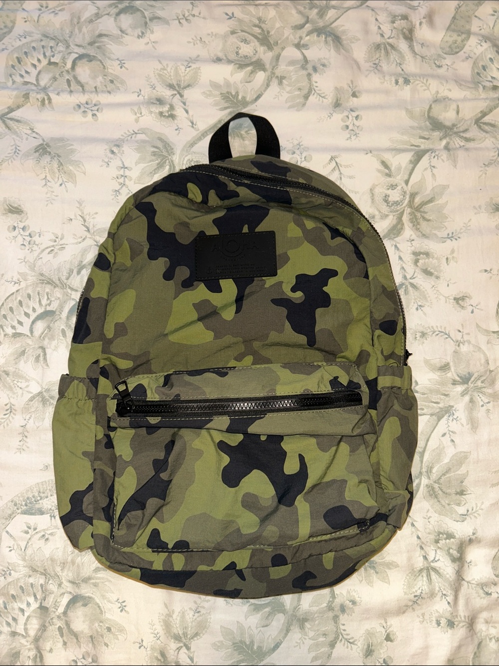 Aloha Collection backpack and duffle - Picture 2 of 6